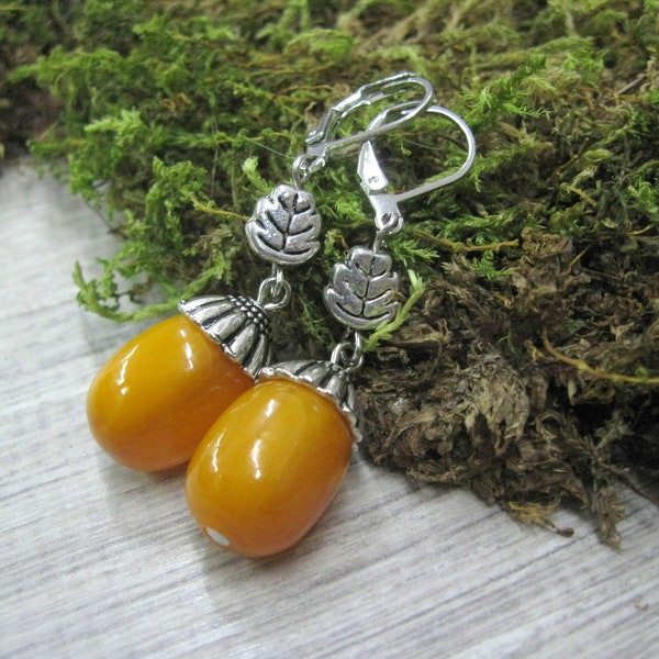 Baltic Amber Acorn and Oak Leaf earrings with vintage genuine amber beads Celtic jewelry Druid symbol tree leaf heathen pagan woodland