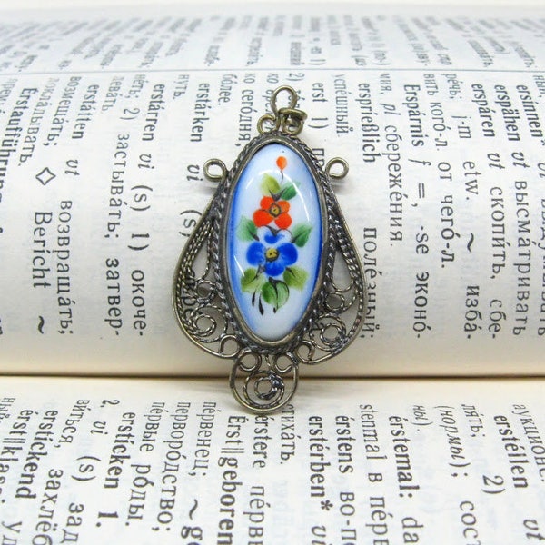 Memory Gift for Friend Rostov Finift enamel painted pendant necklace Russian Flowers Poppy Cornflower Vintage jewelry found object Red Blue