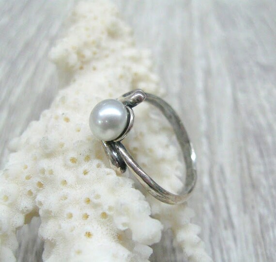 Petite Freshwater pearl rings affordable pearl je… - image 9