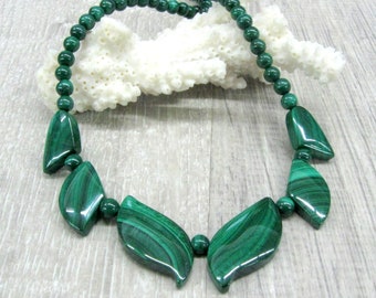 Genuine Malachite Leaf shaped beaded necklace dark green gemstone jewelry dainty bib necklace natural malachite stone sterling silver clasp