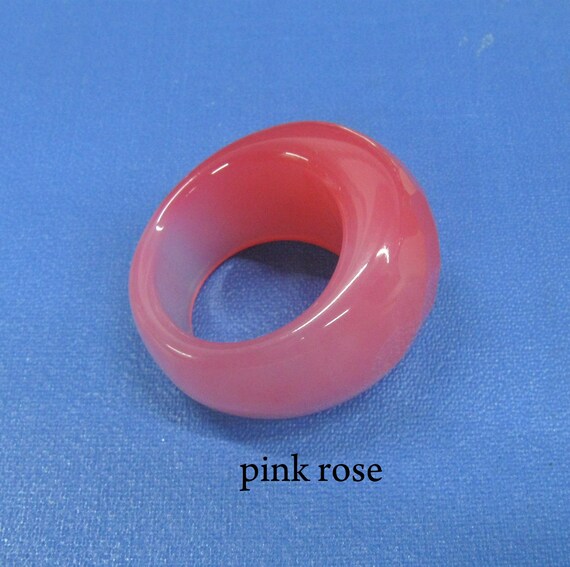 Hot Pink carved stone Big rings dyed agate ring s… - image 9