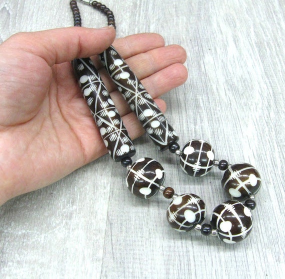 Carved bone ball necklace Vintage India batik bon… - image 9