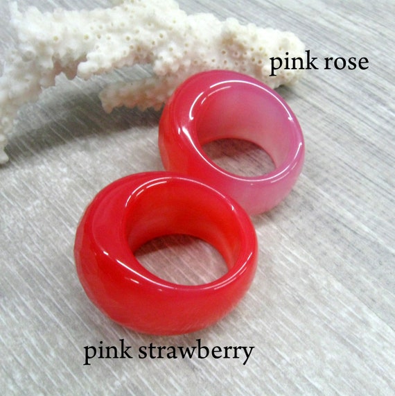 Hot Pink carved stone Big rings dyed agate ring s… - image 4