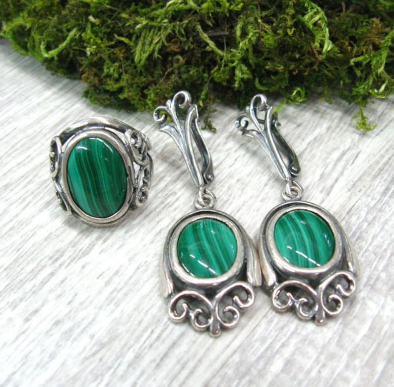 Green Malachite Ring Earrings set natural gemstone jewelry size 9 1/2 ring long earrings shops genuine malachite gemstone Vintage gift Ukraine
