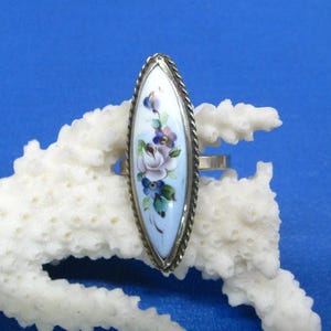 Blau lila Rose Emaille Ring russische Vintage Schmuck Marquise Statement Ring Porzellanemail bemalt Rostov Finift Ring Größe 5 6 7