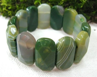 Agate verte forêt bracelet large bracelet pierres précieuses bijoux déclaration bracelets pour femmes bracelet extensible élastique Nature inspiré éco tendance