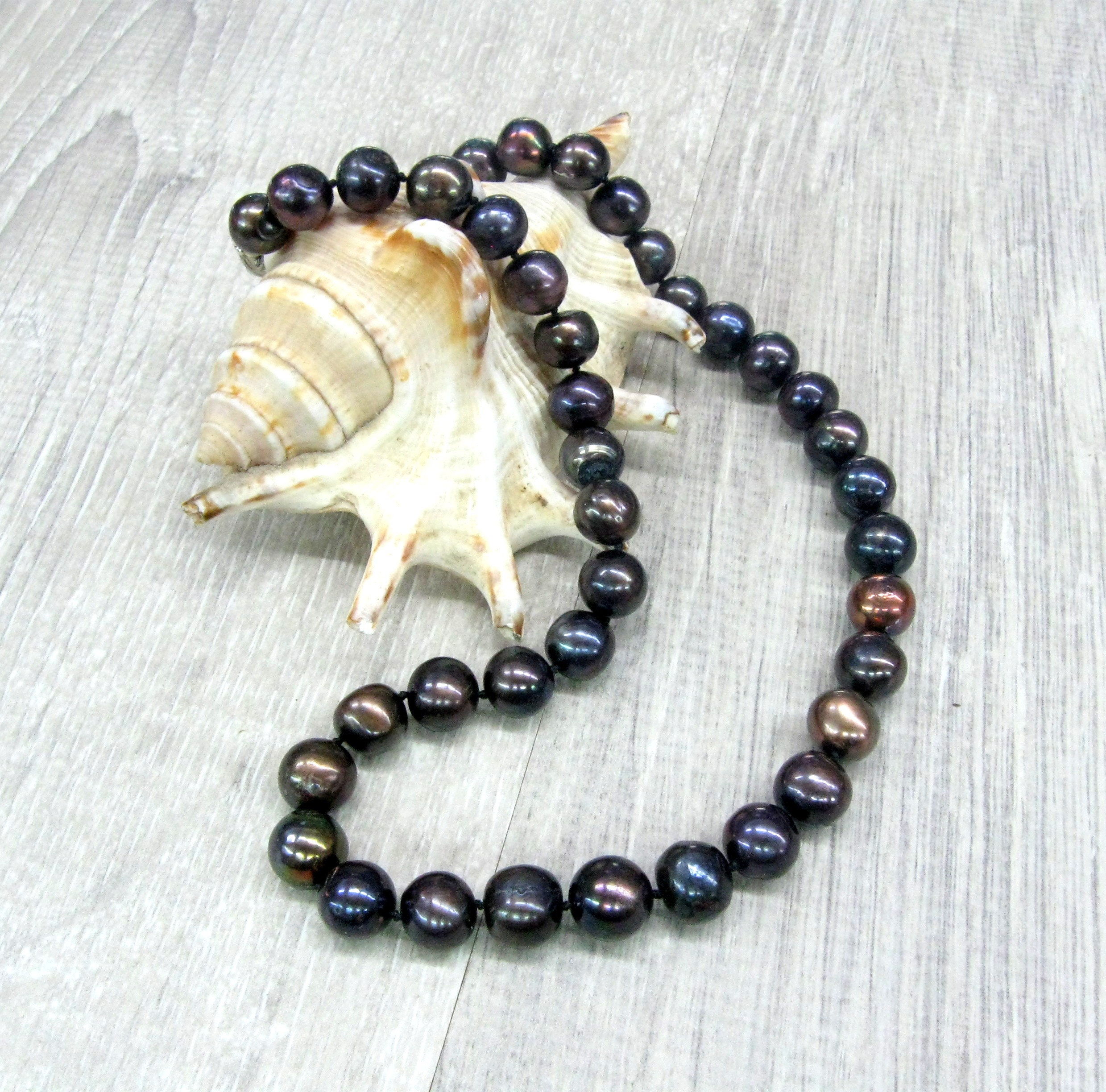Real Black Pearl necklace Dark freshwater pearls rainbow Etsy