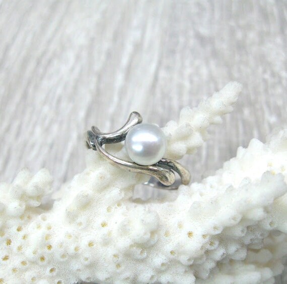Petite Freshwater pearl rings affordable pearl je… - image 3