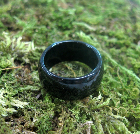 Black Natural Magnetic Hematite Band Ring Dome Brand New SIZE 6 1//4