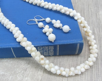 White mother of pearl necklace earrings set real MOP shell jewelry elegant statement necklace dangle earrings Beach wedding Mother's day