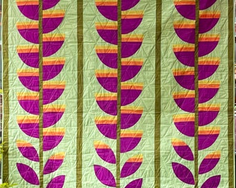 Heliconia Modern Quilt Pattern, PDF, Geometric, Curved, Floral