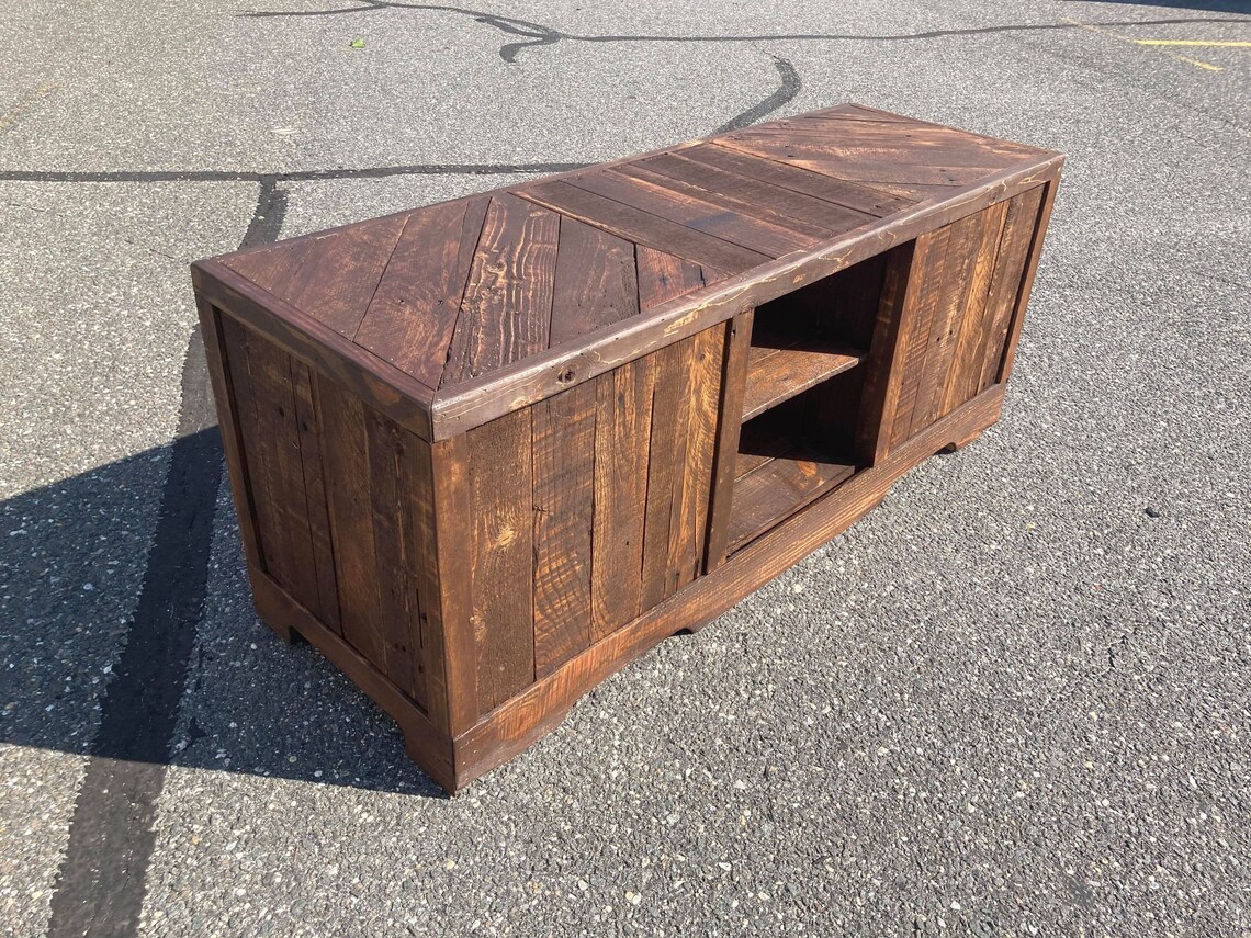 Pallet/rustic/reclaimed TV Stand Etsy