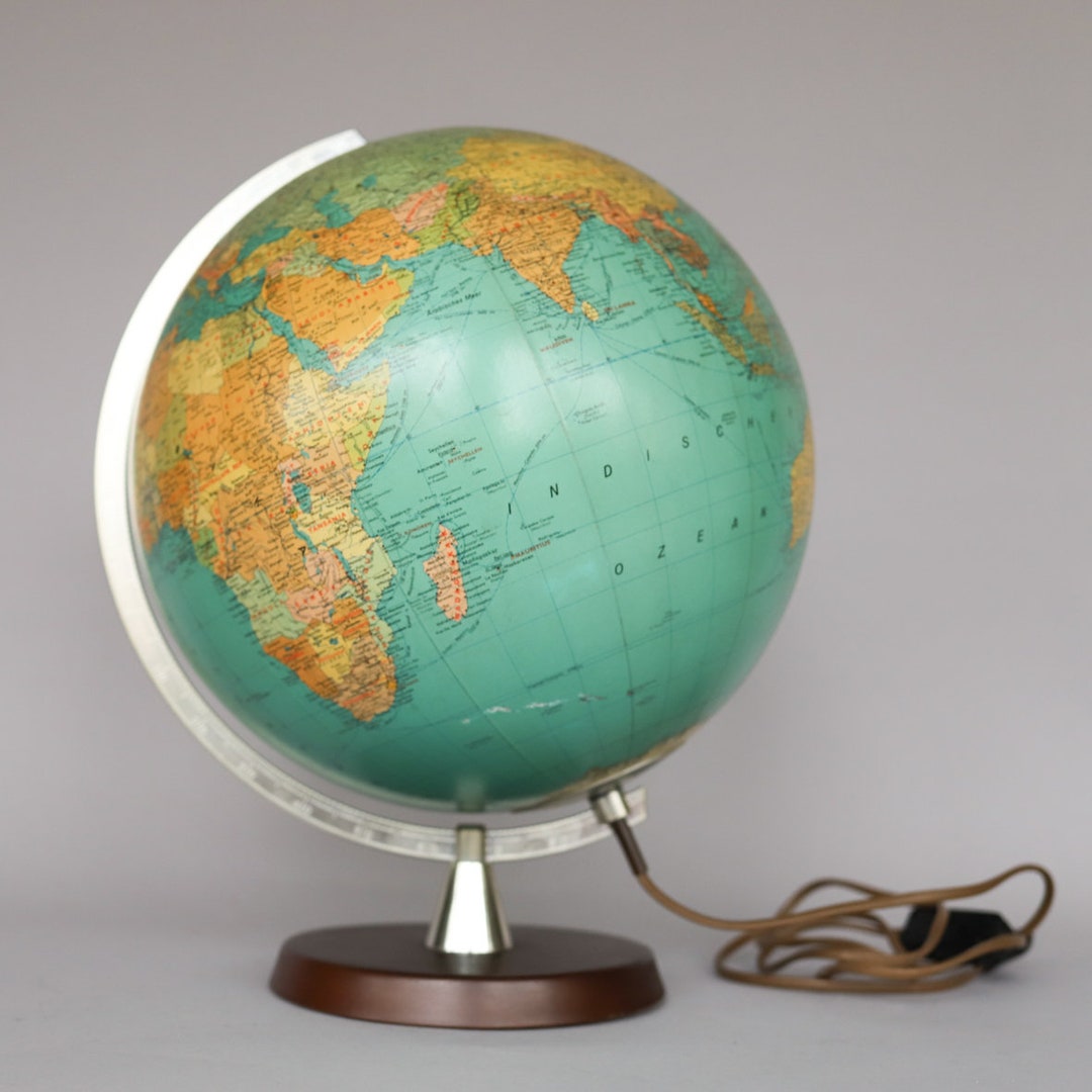 Vintage Light up Globe/ Globe Lamp/vintage World Globe/globe Etsy