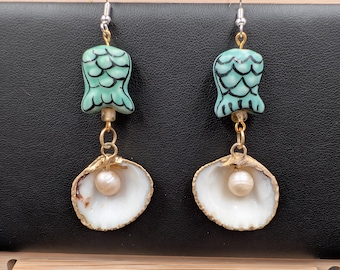 Mermaid Treasure Upcycled Vintage Sea Shells .925 Silver Earrings
