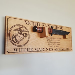 USMC bootcamp graduation gift, Personalized Ka bar Marine knife wall mount display, Custom wood graduation plaque for military