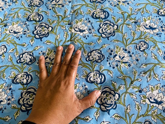  Traditional Indian 100% Pure Cotton Fabric Paisley Print Leaf  Flower Design Printed 44 Wide Dressmaking Fabric 10 Yard Fabric Yards for  Sewing Indian Fabric by The Yard Cotton
