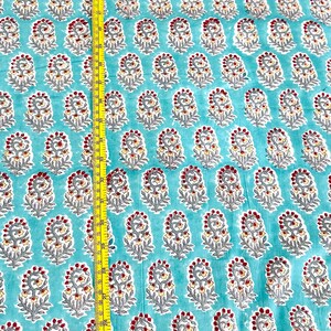 Tela floral de cachemira verde menta: algodón estampado a mano, 44 pulgadas