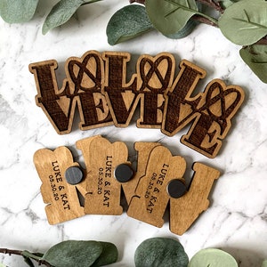 Personalized LOVE Wedding Magnet Favor / Philadelphia Magnets / Philly / Gifts