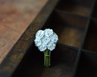 White Bouquet Flower Brooch