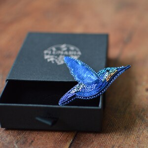 Blue Hummingbird Embroiderded Brooch, Jewelry Pin for Bird Lover, Embroidered Bird Brooch Gift for Her image 8