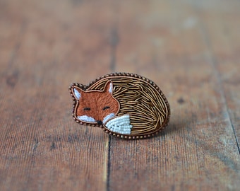 Embroidered Sleeping Fox Pin, Cute Curled up Fox Brooch for Nature Lovers