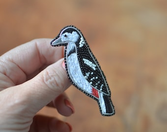 Woodpecker Embroidered Pin, Jewelry Pin for Bird Lover, Embroidered Bird Brooch Gift for Mum