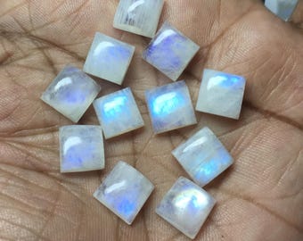 Natürlicher Regenbogenmondstein, quadratischer Cabochon mit flacher Rückseite, loser, kalibrierter Edelstein