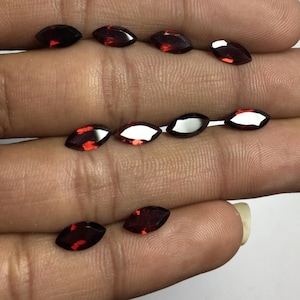 Garnet Marquise Cut Gemstones: AAA Quality, 10 Pieces (2x4 to 6x12 MM)