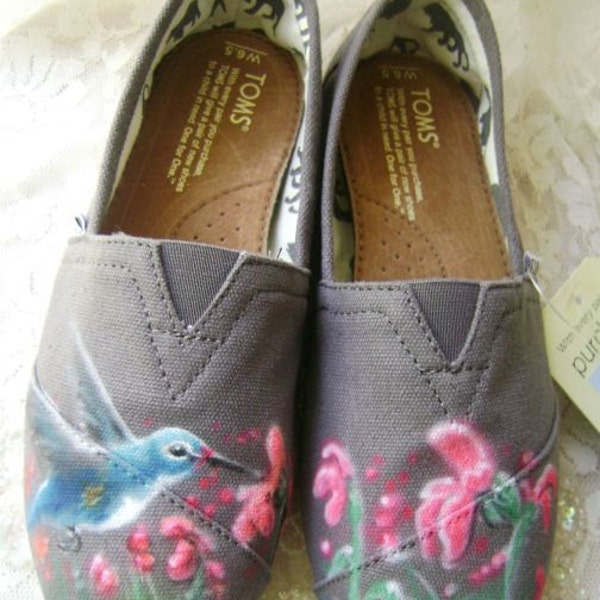 Sale Humming Bird Painted Toms Airbrushed Ready To Go, No Waiting Size 6.5 Perfect for Mothers Day