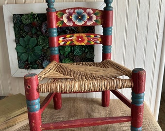 Silla de arte popular vintage/silla de madera pintada a mano mexicana