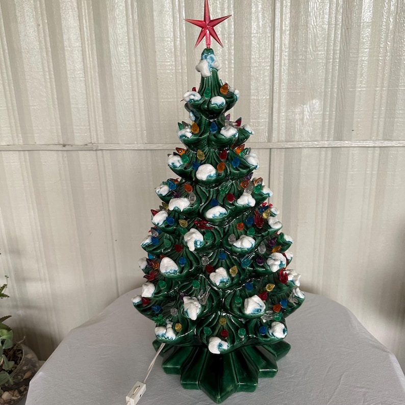 Vintage Ceramic Christmas Tree/atlantic Mold Light up Tree/vintage