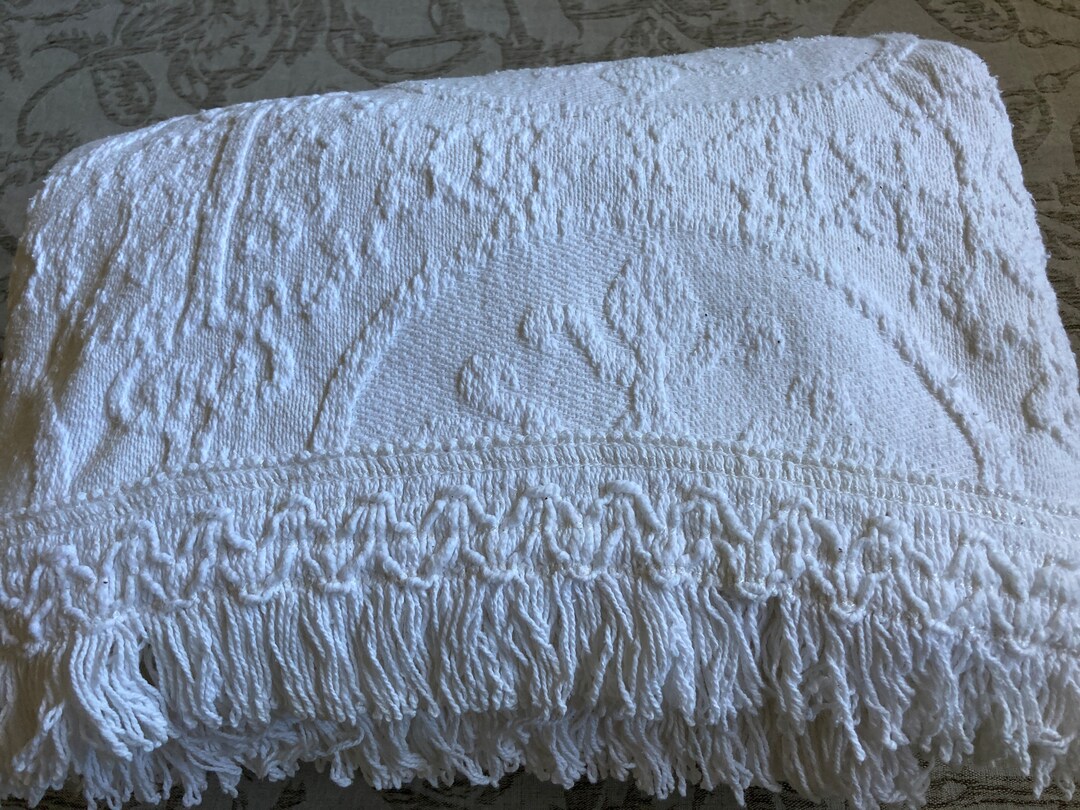 Vintage Cotton Brocade Bedspread Twin White/shabby Chic Bedding as Is Etsy