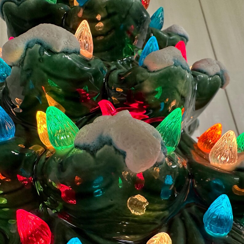 Vintage Ceramic Christmas Tree/atlantic Mold Light up Tree/vintage