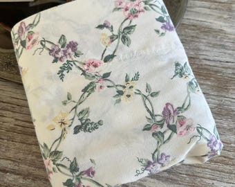 Vintage Dan Rivers Twin Flat Sheet: Floral Roses, Shabby Chic Linens