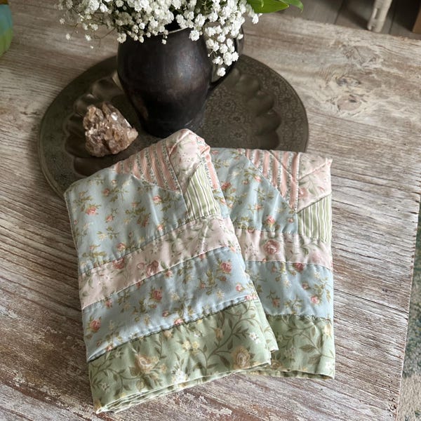 Shabby Chic Quilted Sham Pair/Patchwork Shams – Standard Size