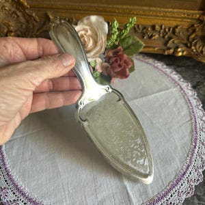 Vintage Silverplate Cake Server/Marked MET