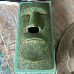 Vintage Tissue Box Cover/Mid Century Easter Island Tissue Box Cover