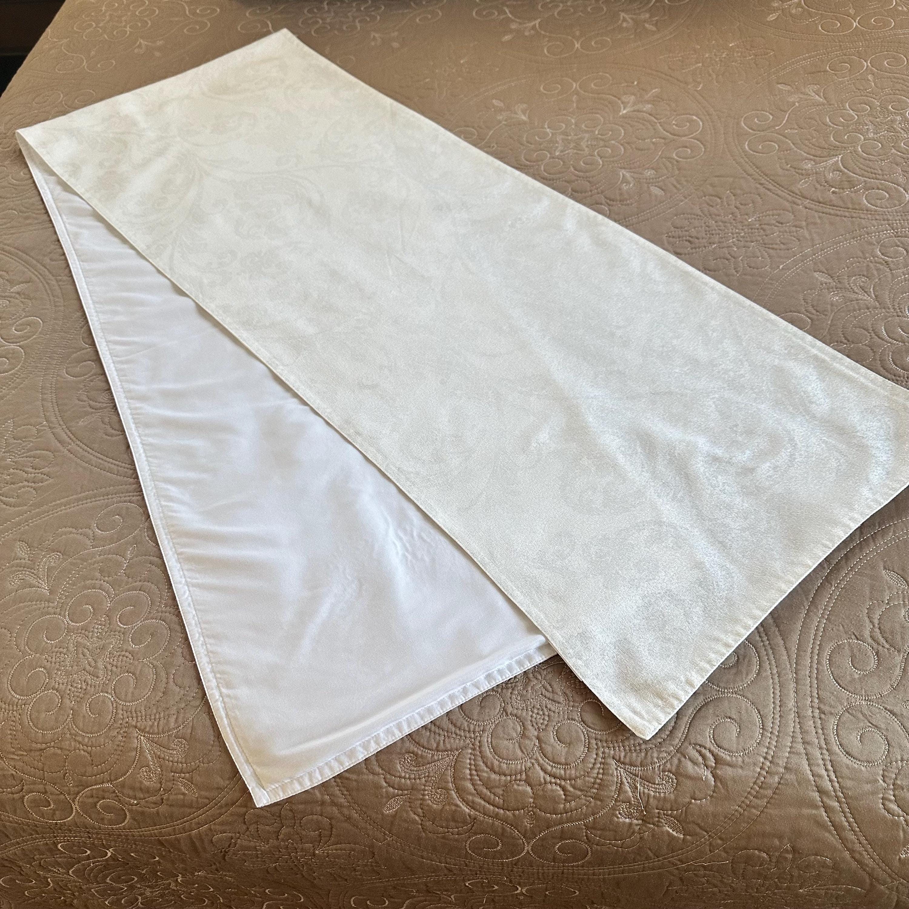 しろくま様　table runner ローラアシュレイ Laura Ashley Table Runner - Etsy