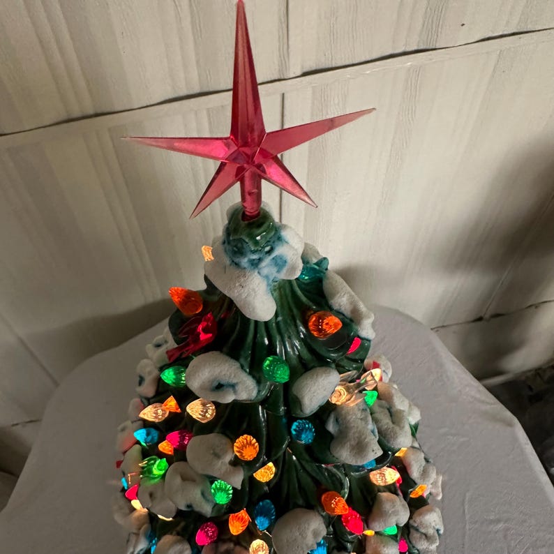 Vintage Ceramic Christmas Tree/atlantic Mold Light up Tree/vintage