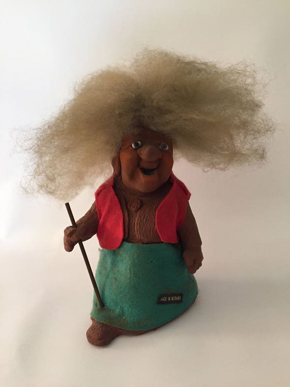 troll with big hair