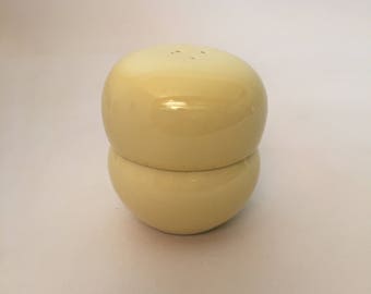 Russel Wright Lemon Yellow Iroquois Casual China Stacking Salt and Pepper Shakers 1950s