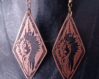 Pendientes de cuervo hechos de latón o cobre grabado - cuervo, ocultismo, joyería de brujas, punk, gótico, fin de los tiempos,