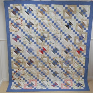 Vintage North Carolina Homemade Quilt.  Unique Pattern! Excellent Condition. 85" x 75"