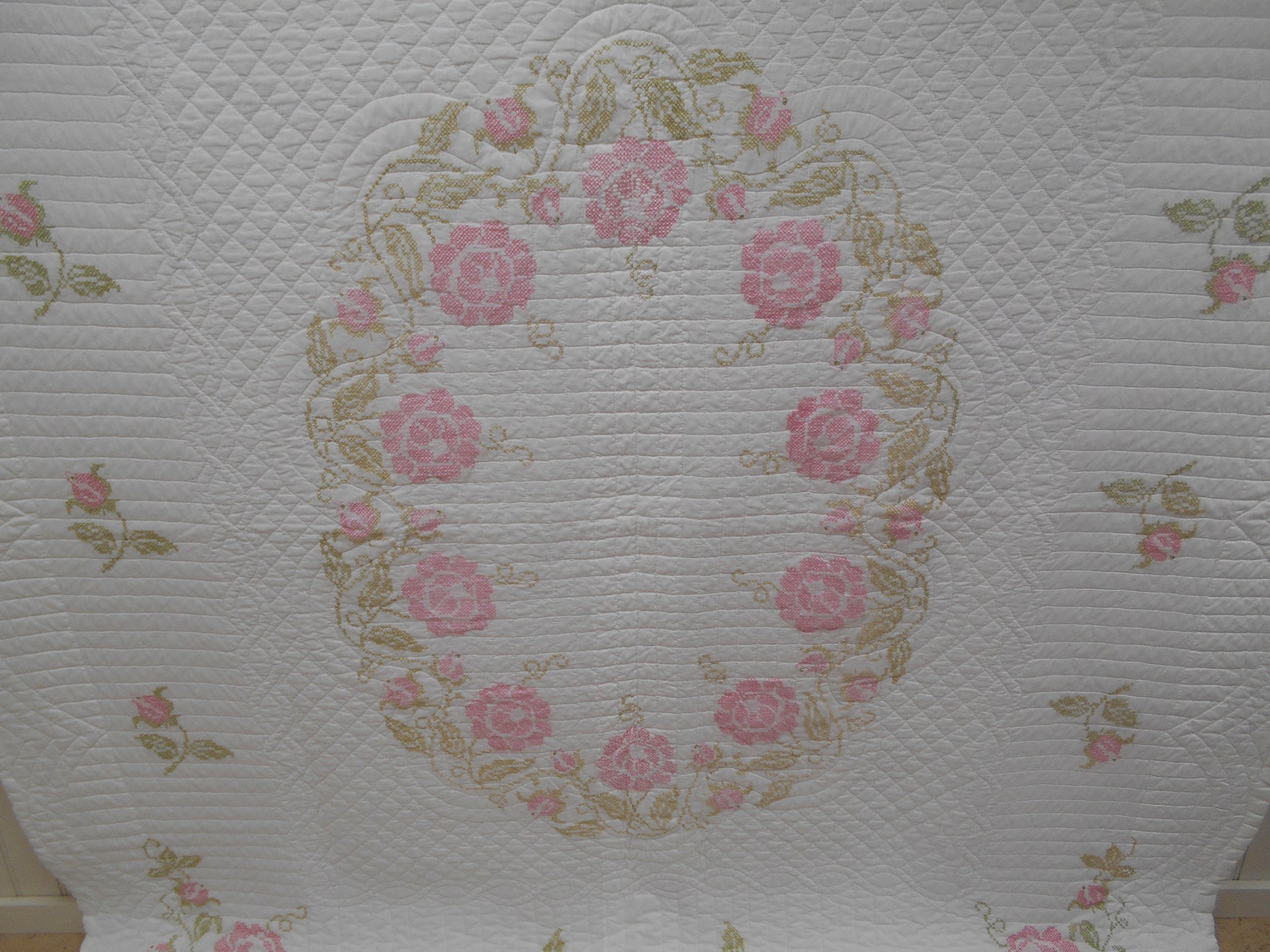 Homemade windsor Rose Quilt. Hand Sewn Quilting Etsy