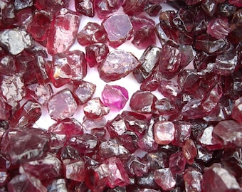Rough Garnet - Red / Purple / Multicolor Garnet Gemstones