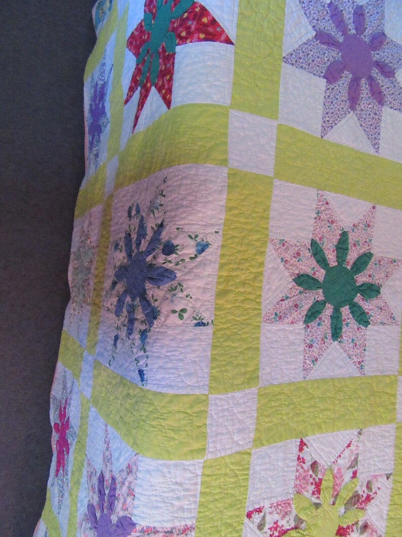 full size bed cream orange color back Star Pattern 25 unique stars 74 by 76 friend gift Spring Summer Colors Homemade Vintage Quilt