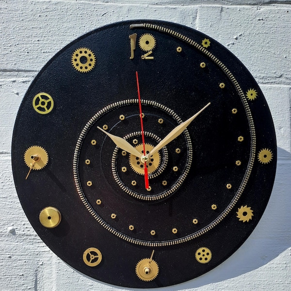 Black Steampunk Wall Clock: dark academia décor, Spiral Design, Silent Movement