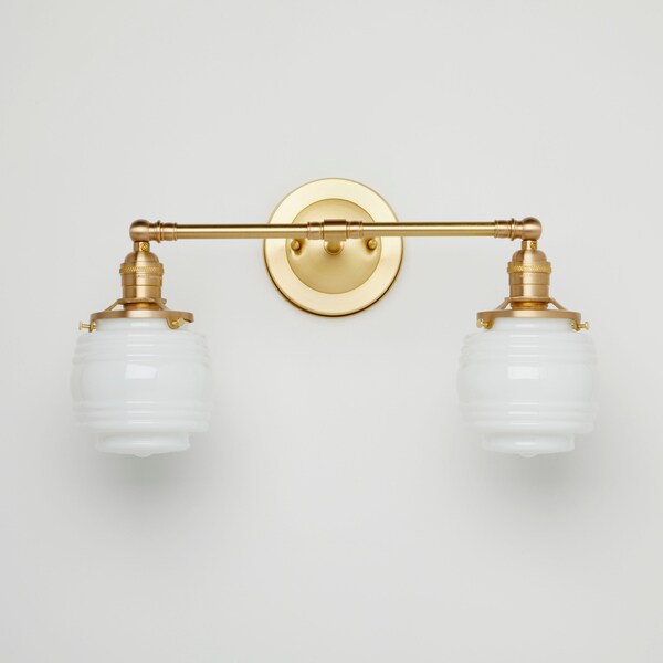 Vintage style - Wall sconce - Hand blown glass - Vanity fixture - Kitchen brass lamp