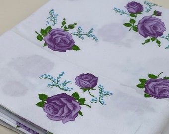 Pair Vintage 1970s Purple Roses Floral Bedding Pillowcases / Vintage 70s Standard Bed Pillowcases