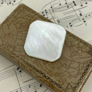 Antique Large Mother of Pearl Square Shell Button / 1 3/16&quot;